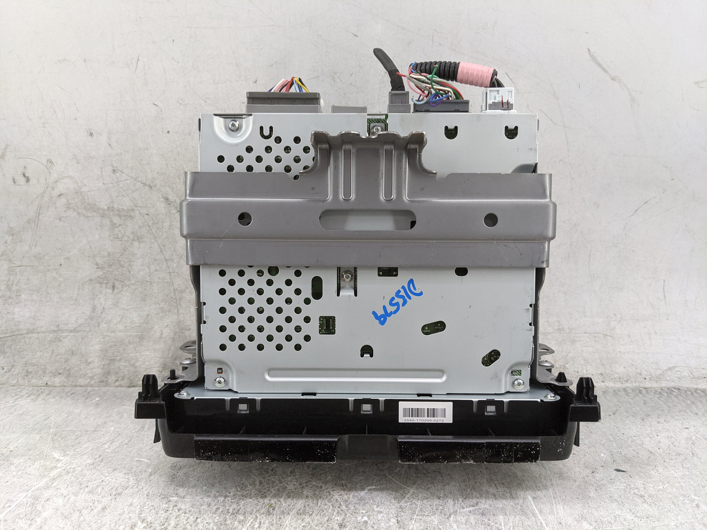 2017 Honda Hr-V Radio AM FM Cd Player Receiver Replacement P/N:39100-T7W-A81 CV-CH56N0JX Fits OEM Used Auto Parts - Oemuseda