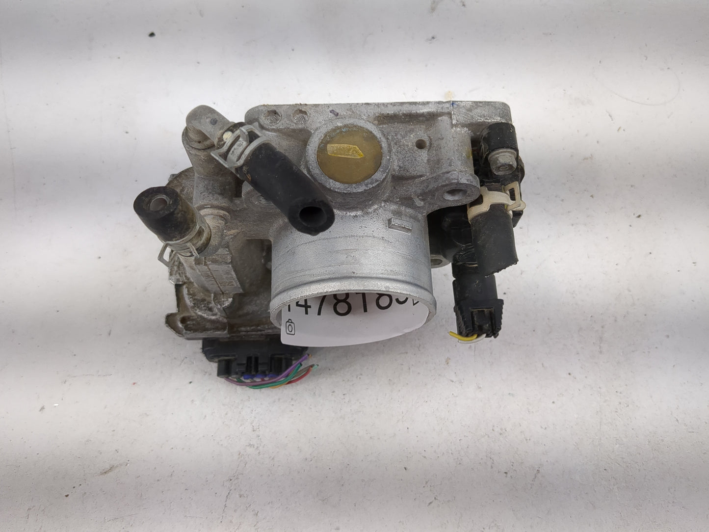 2016-2022 Honda Hr-V Throttle Body Fits Fits 2012 2013 2014 2015 2016 2017 2018 2019 2020 2021 2022 OEM Used Auto Parts - Oe