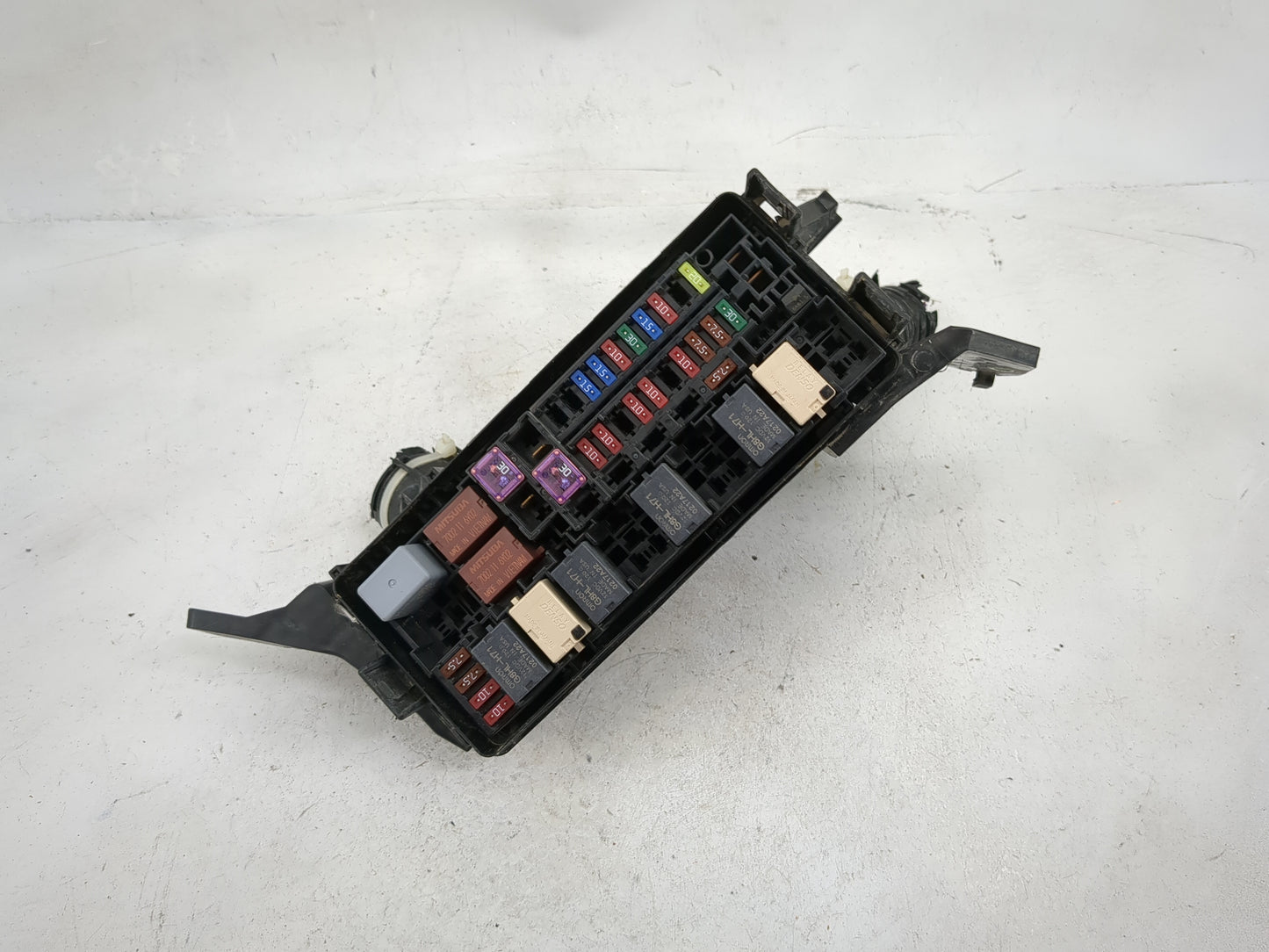 2016-2018 Honda Hr-V Fusebox Fuse Box Panel Relay Module Fits Fits 2016 2017 2018 OEM Used Auto Parts - Oemusedautoparts1.co