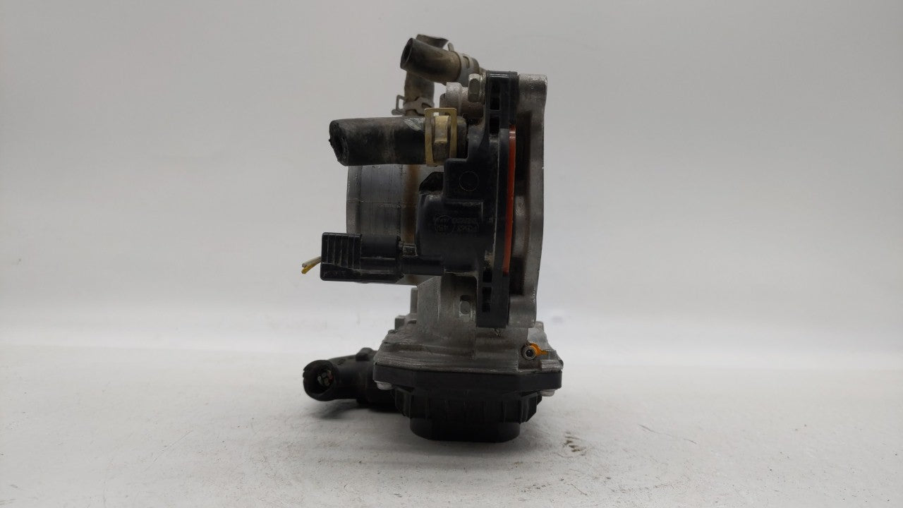 2016-2019 Honda Hr-V Throttle Body P/N:GMF3B Fits Fits 2012 2013 2014 2015 2016 2017 2018 2019 OEM Used Auto Parts - Oemused
