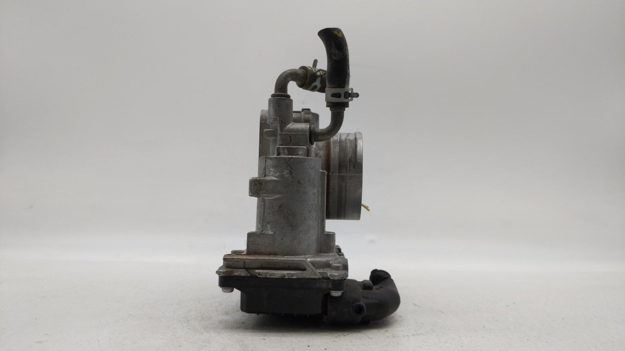 2016-2019 Honda Hr-V Throttle Body P/N:GMF3B Fits Fits 2012 2013 2014 2015 2016 2017 2018 2019 OEM Used Auto Parts - Oemused