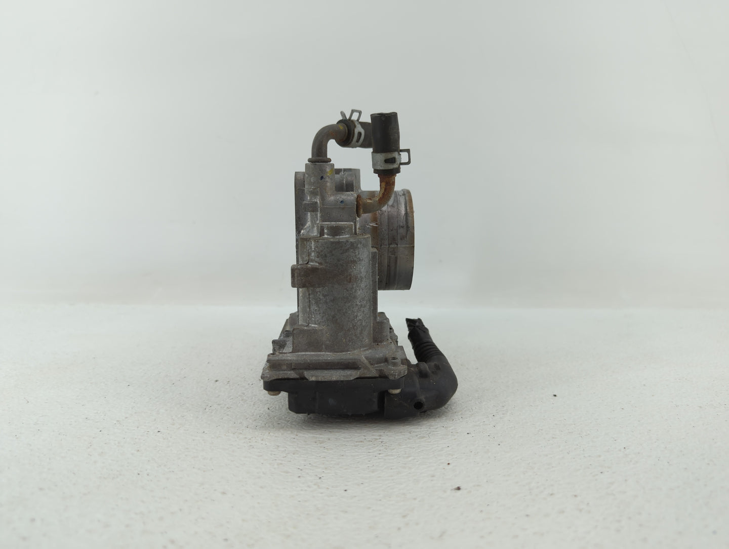 2016-2019 Honda Hr-V Throttle Body P/N:GMA3A 288770, GMF3B Fits Fits 2012 2013 2014 2015 2016 2017 2018 2019 OEM Used Auto P