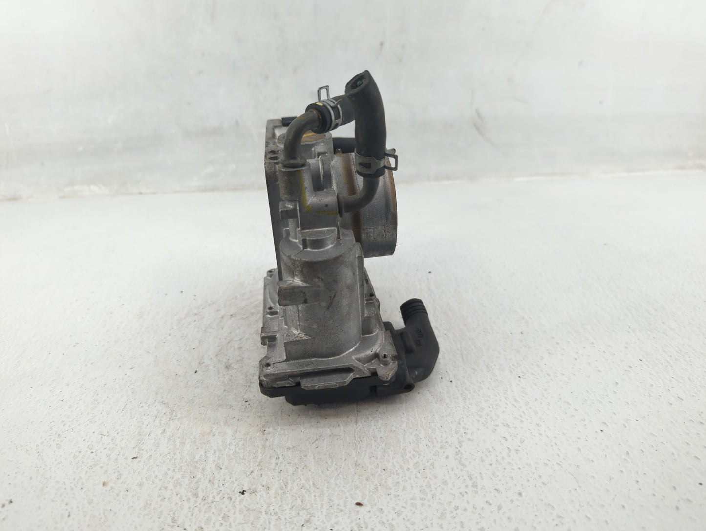 2016-2022 Honda Hr-V Throttle Body P/N:U22552151603 Fits Fits 2012 2013 2014 2015 2016 2017 2018 2019 2020 2021 2022 OEM Use