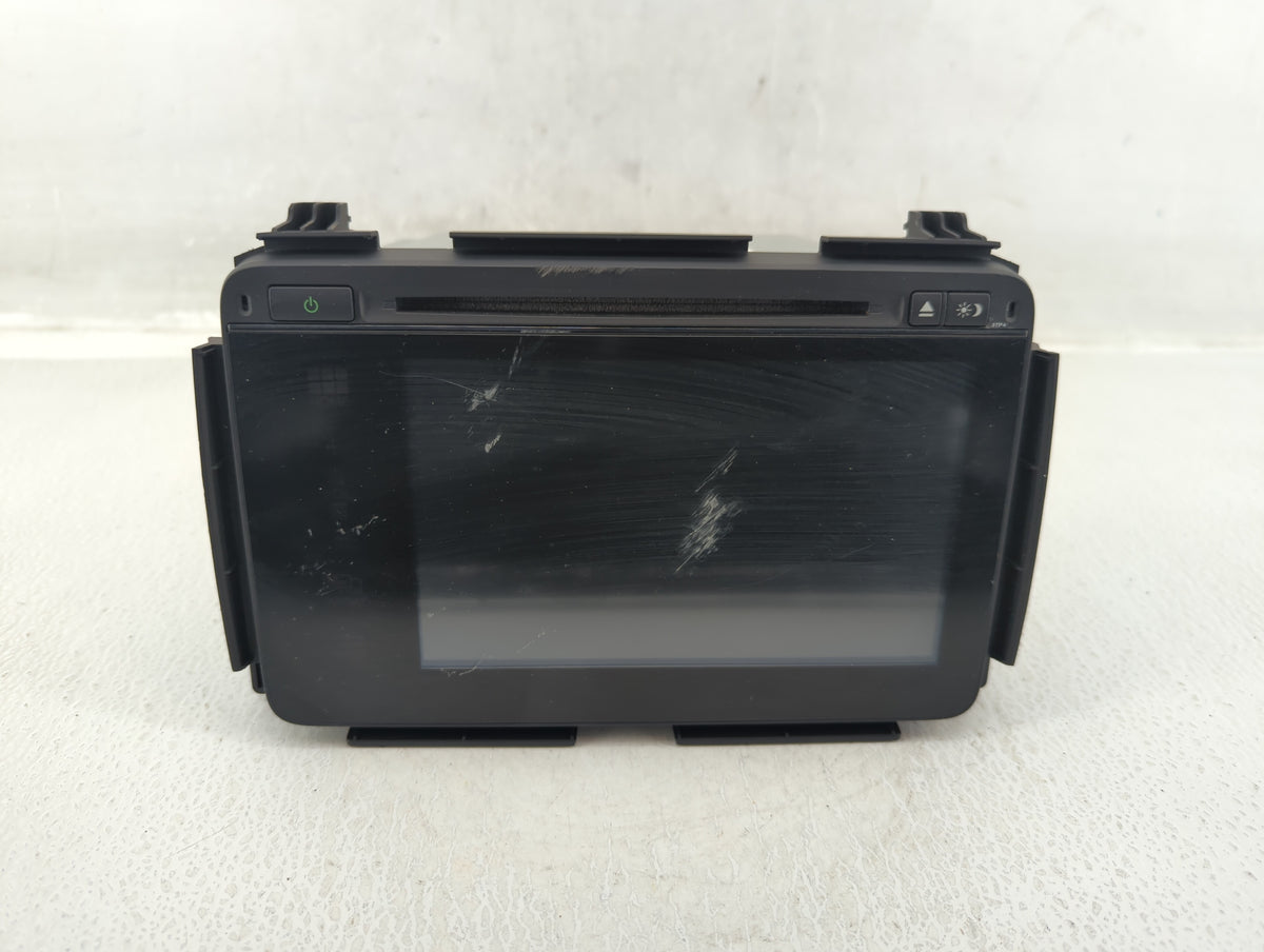 2017-2017 Honda Hr-v Am Fm Cd Player Radio Receiver 572189 - Oemusedautoparts1.com