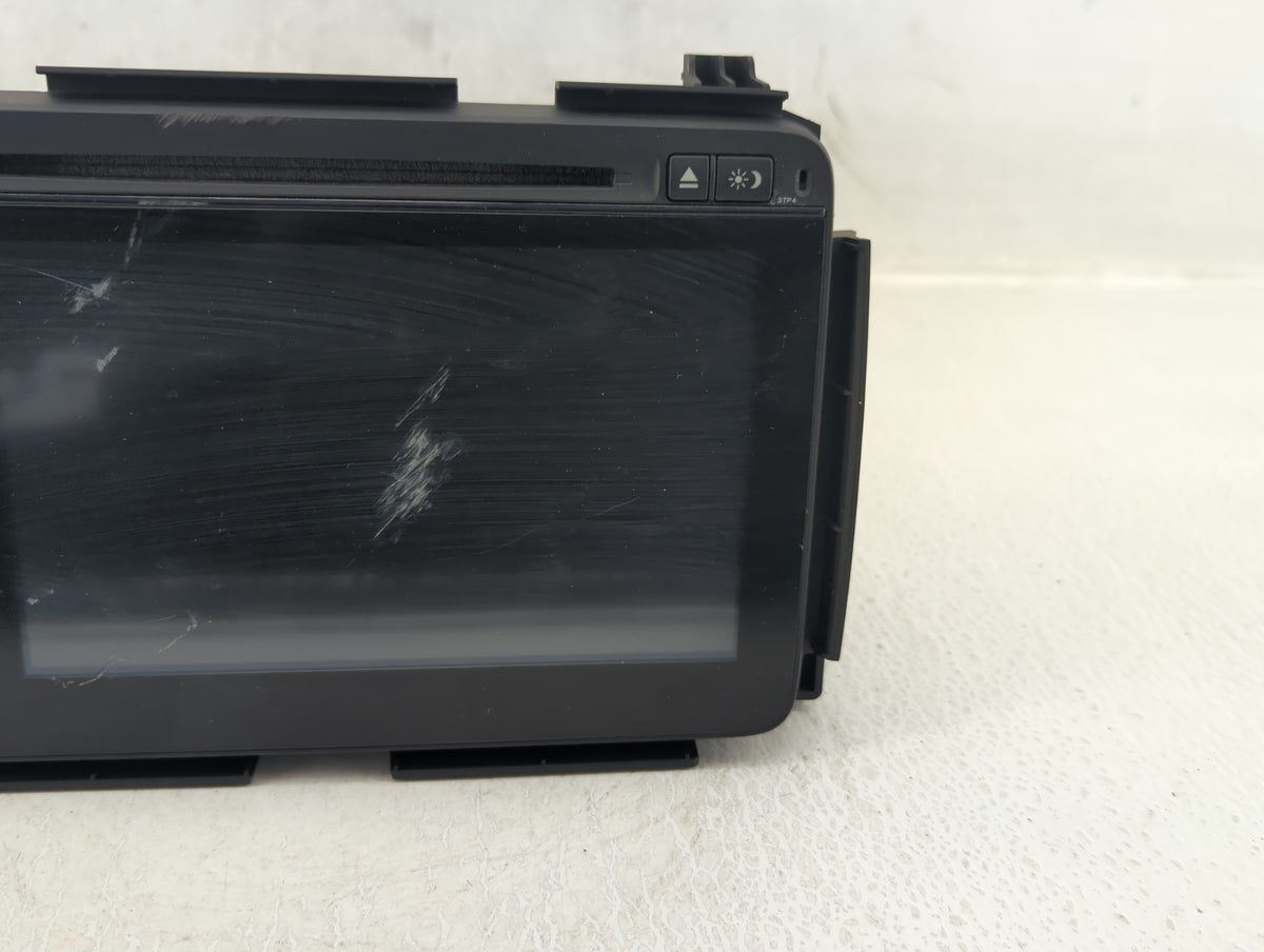 2017-2017 Honda Hr-v Am Fm Cd Player Radio Receiver 572189 - Oemusedautoparts1.com