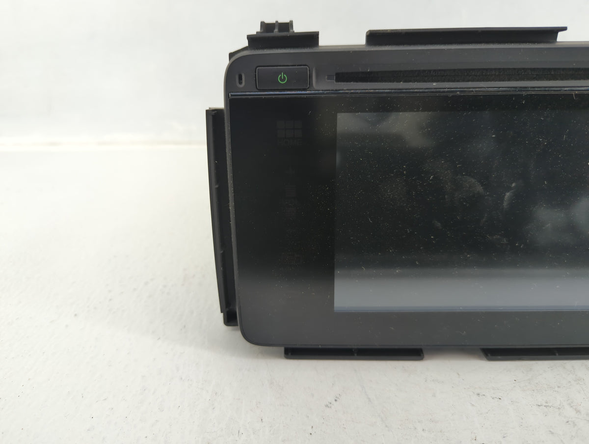 2017-2017 Honda Hr-v Am Fm Cd Player Radio Receiver 583055 - Oemusedautoparts1.com