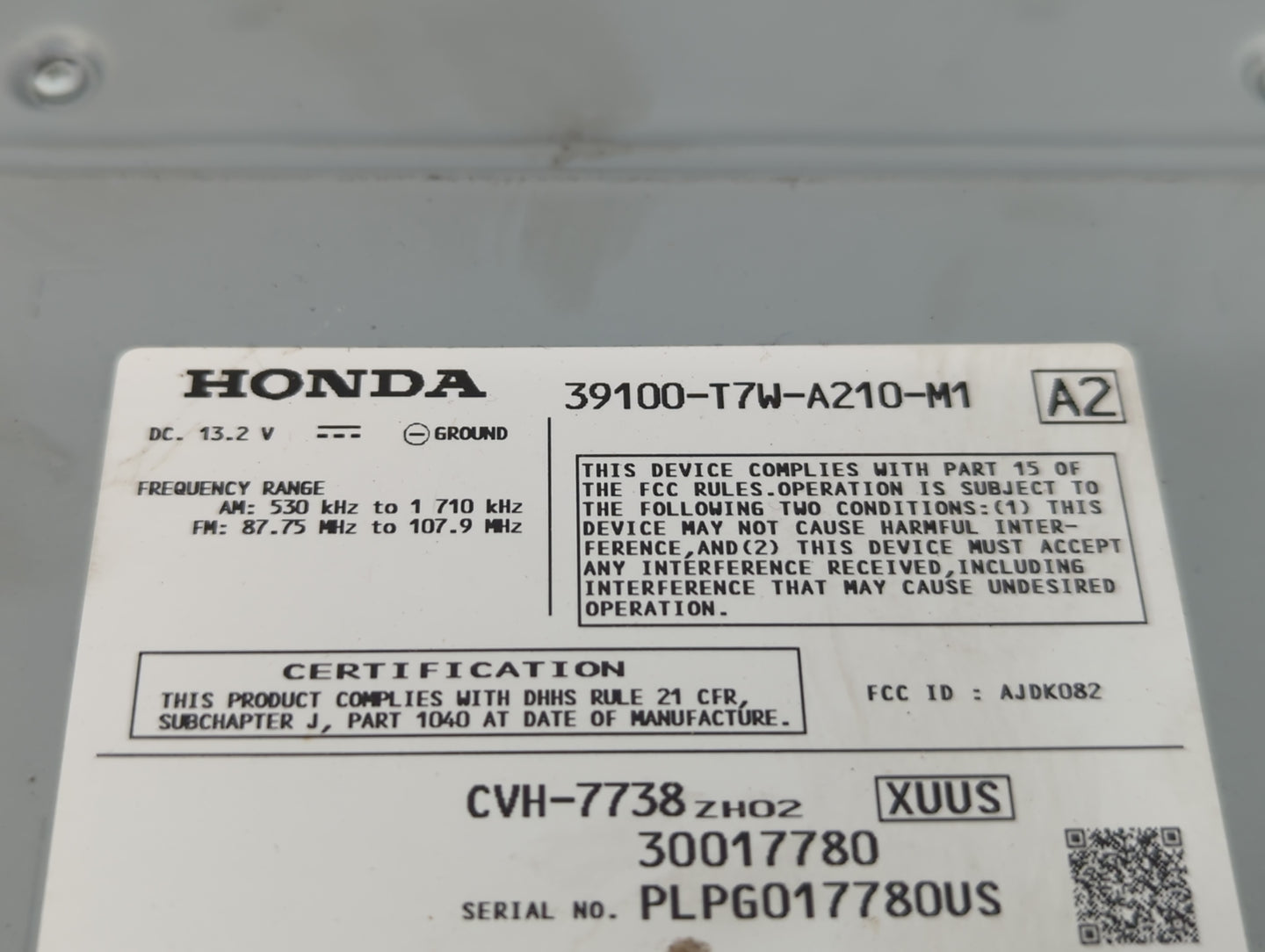 2017-2017 Honda Hr-v Am Fm Cd Player Radio Receiver - Oemusedautoparts1.com