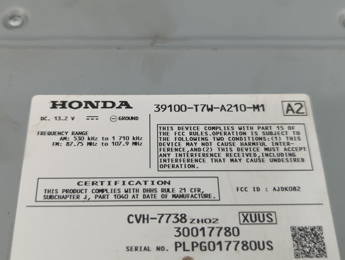2017-2017 Honda Hr-v Am Fm Cd Player Radio Receiver 583055 - Oemusedautoparts1.com