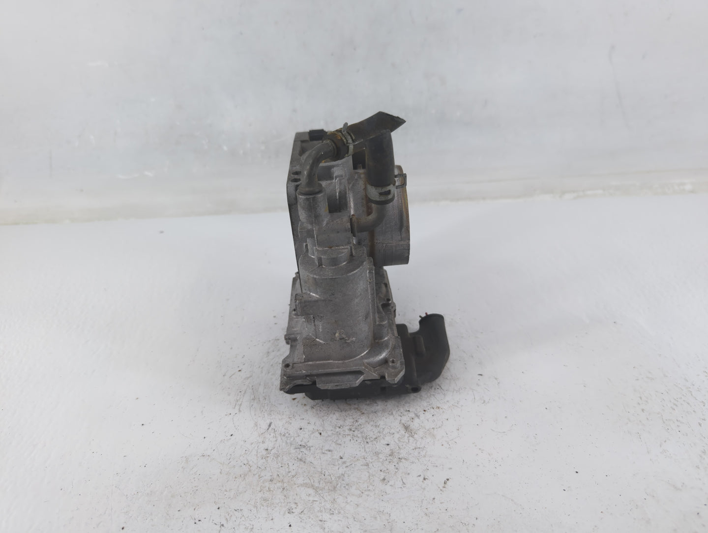 2016-2022 Honda Hr-V Throttle Body P/N:MI 70511 130039 Fits Fits 2012 2013 2014 2015 2016 2017 2018 2019 2020 2021 2022 OEM 