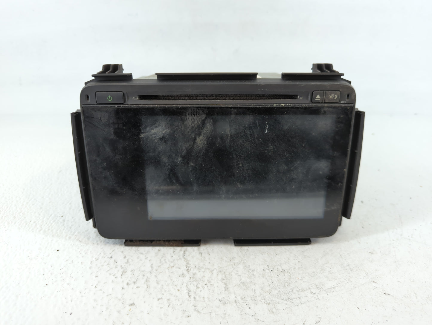 2017 Honda Hr-V Radio AM FM Cd Player Receiver Replacement P/N:39100-T7W-A210-M1 Fits OEM Used Auto Parts - Oemusedautoparts