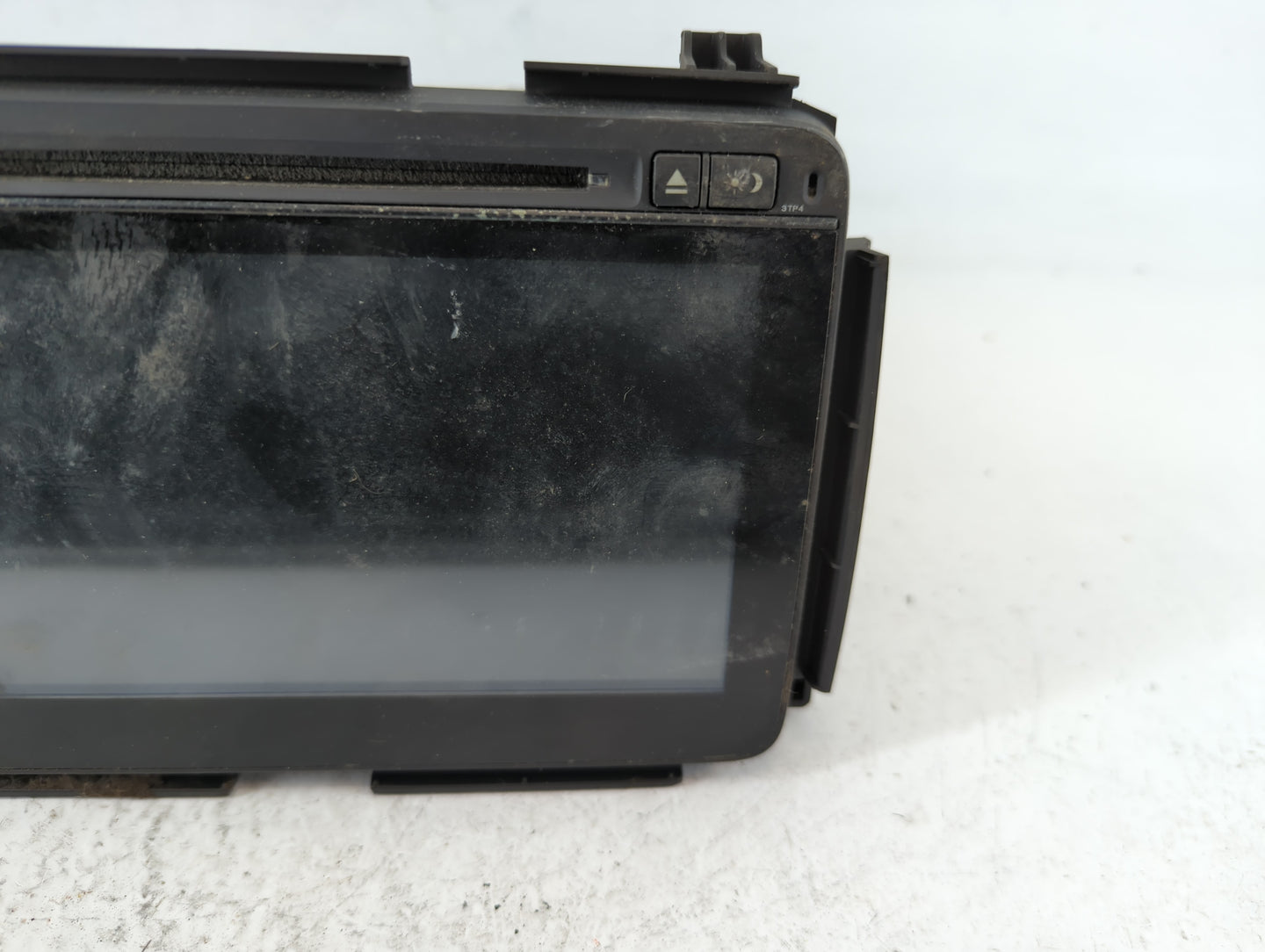 2017 Honda Hr-V Radio AM FM Cd Player Receiver Replacement P/N:39100-T7W-A210-M1 Fits OEM Used Auto Parts - Oemusedautoparts