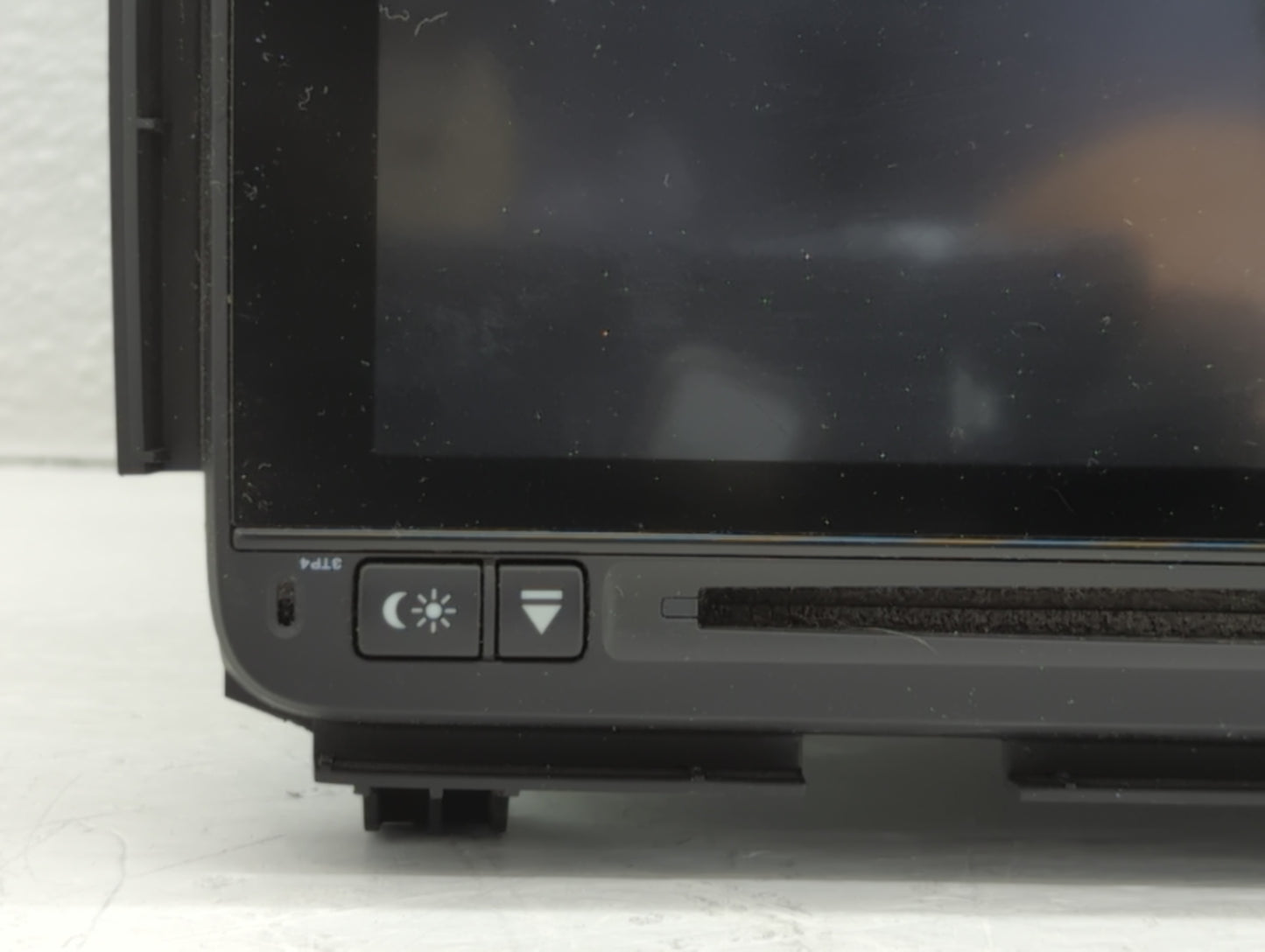 2017-2017 Honda Hr-v Am Fm Cd Player Radio Receiver - Oemusedautoparts1.com