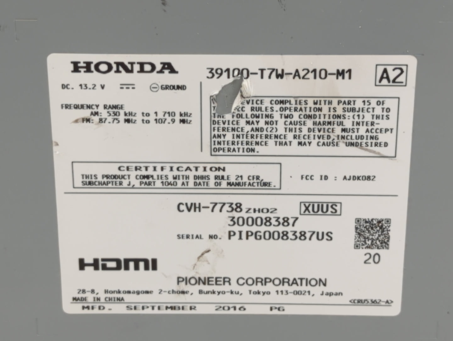 2017-2017 Honda Hr-v Am Fm Cd Player Radio Receiver - Oemusedautoparts1.com