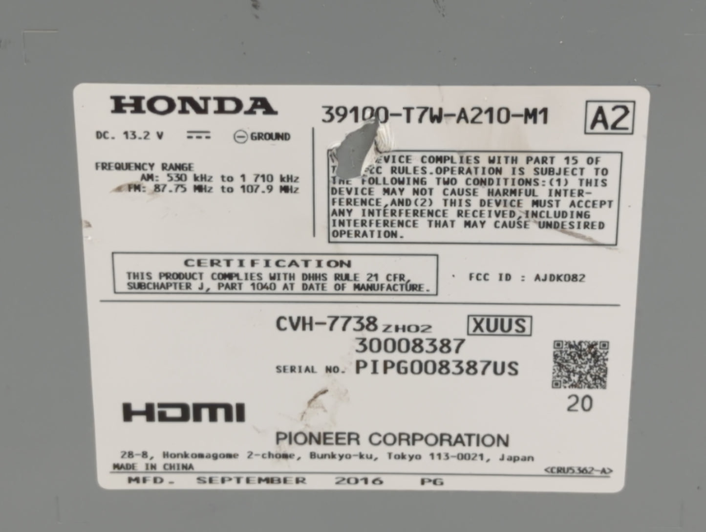 2017-2017 Honda Hr-v Am Fm Cd Player Radio Receiver - Oemusedautoparts1.com