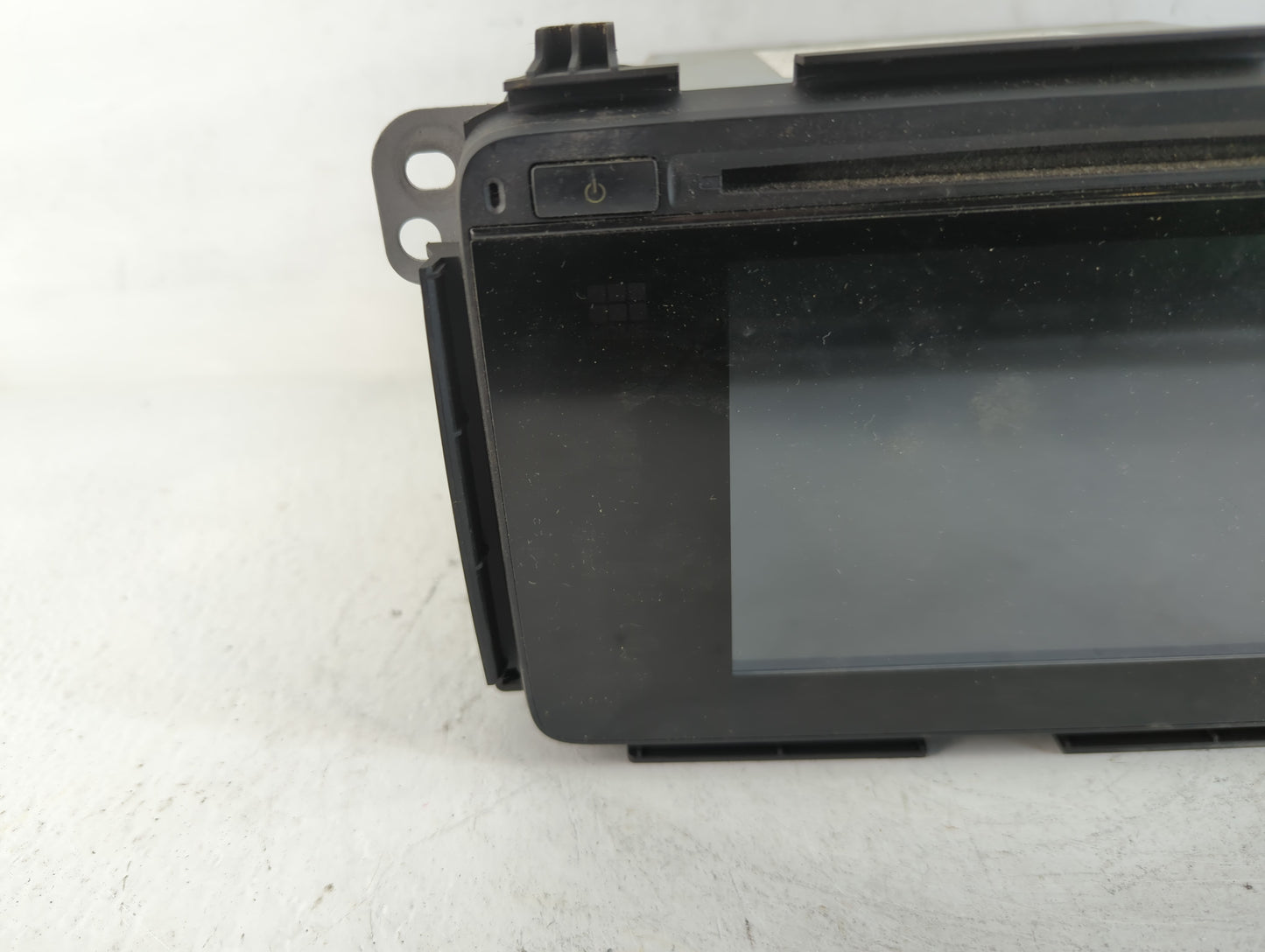2017-2017 Honda Hr-v Am Fm Cd Player Radio Receiver - Oemusedautoparts1.com