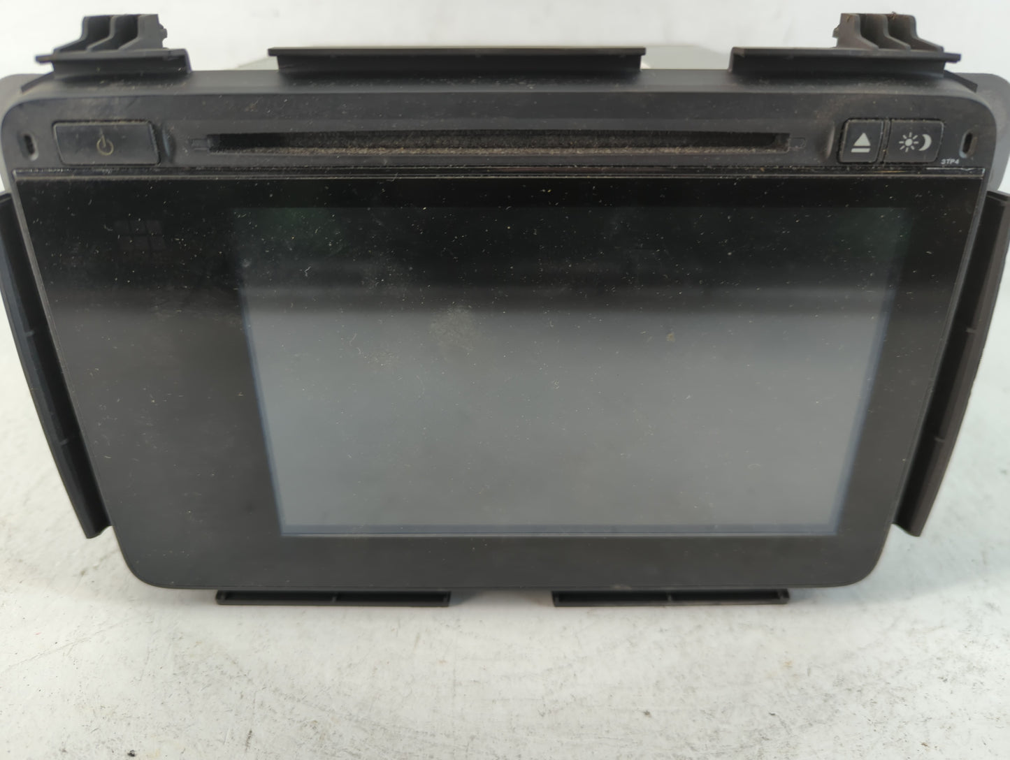 2017-2017 Honda Hr-v Am Fm Cd Player Radio Receiver - Oemusedautoparts1.com