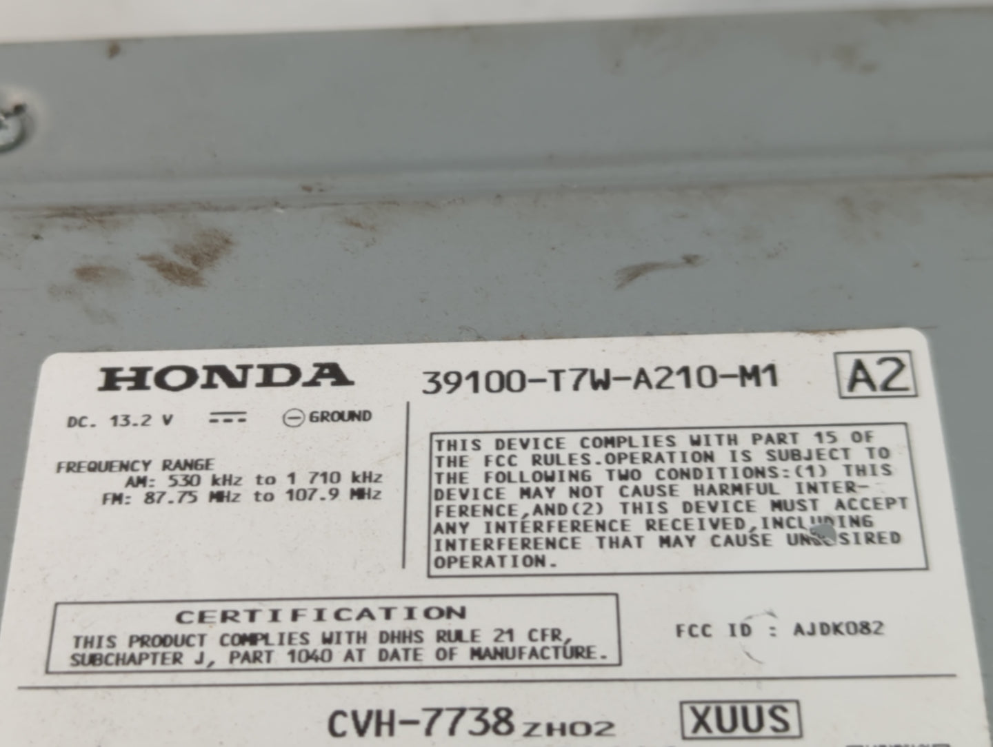 2017-2017 Honda Hr-v Am Fm Cd Player Radio Receiver - Oemusedautoparts1.com