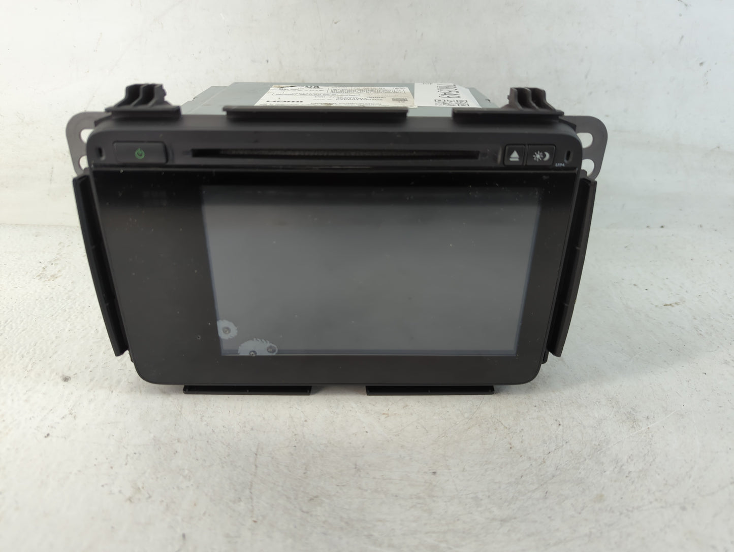 2017 Honda Hr-V Radio AM FM Cd Player Receiver Replacement P/N:39100-T7W-A210-M1 Fits OEM Used Auto Parts - Oemusedautoparts