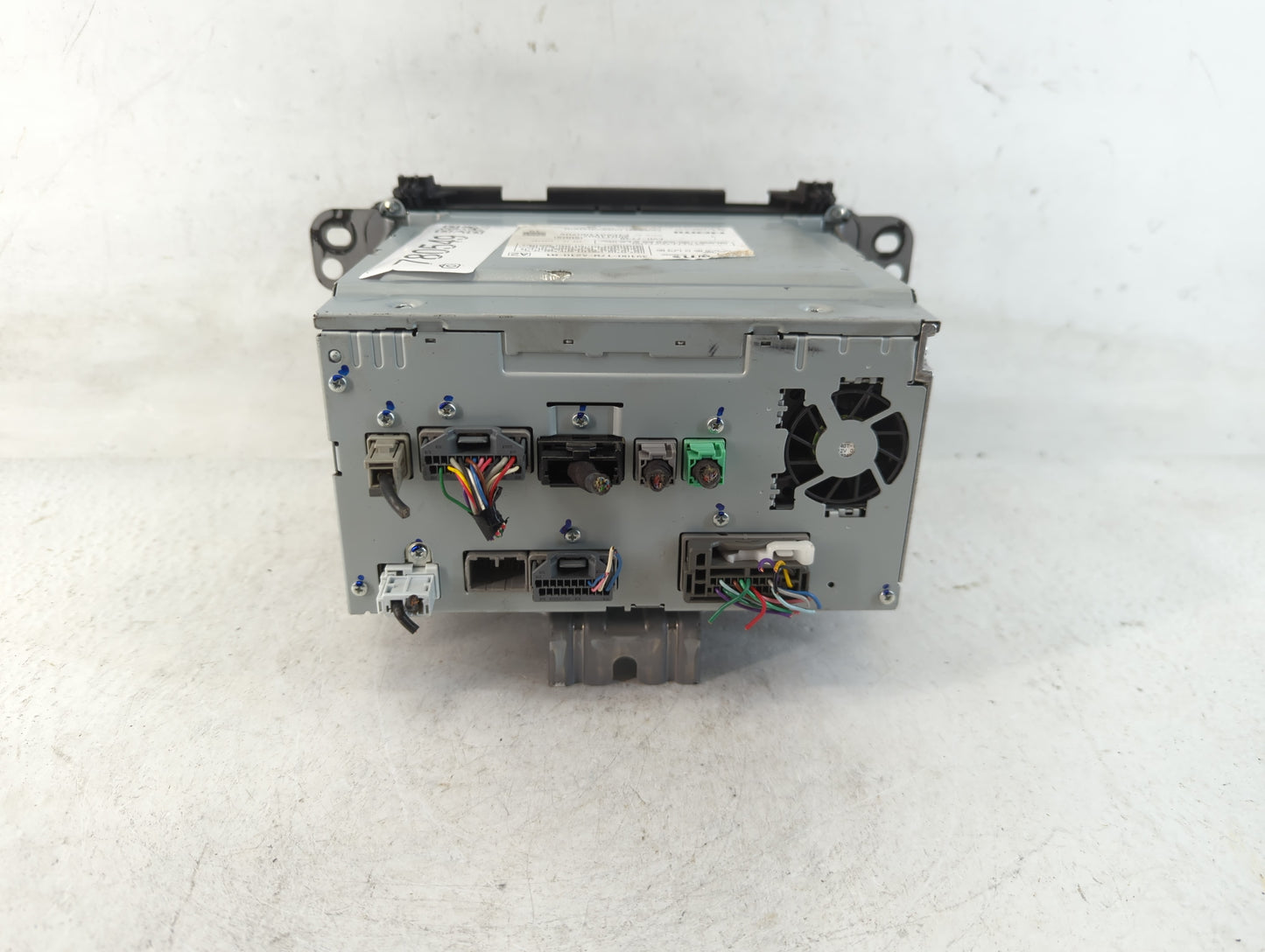 2017 Honda Hr-V Radio AM FM Cd Player Receiver Replacement P/N:39100-T7W-A210-M1 Fits OEM Used Auto Parts - Oemusedautoparts