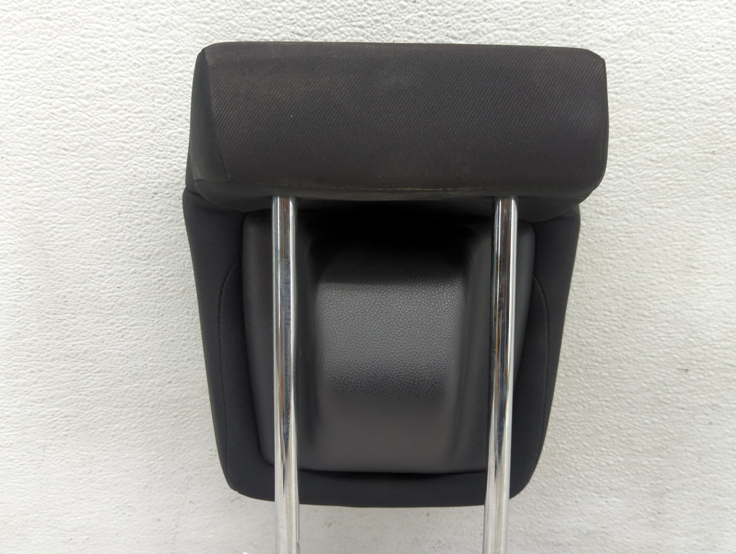 2017 Honda Hrv Headrest Head Rest Front Driver Passenger Seat Fits Fits 2016 2018 OEM Used Auto Parts - Oemusedautoparts1.co