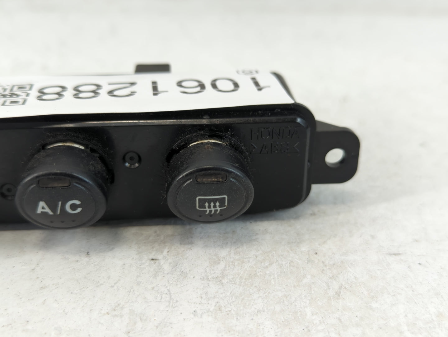 2011-2017 Honda Odyssey Climate Control Module Temperature AC/Heater Replacement P/N:NH-365L Fits OEM Used Auto Parts - Oemu