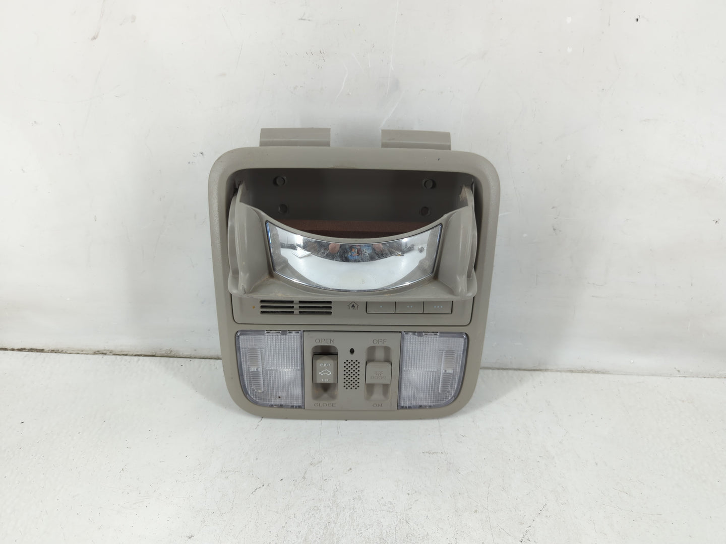 2017 Honda Odyssey Overhead Roof Console - Oemusedautoparts1.com