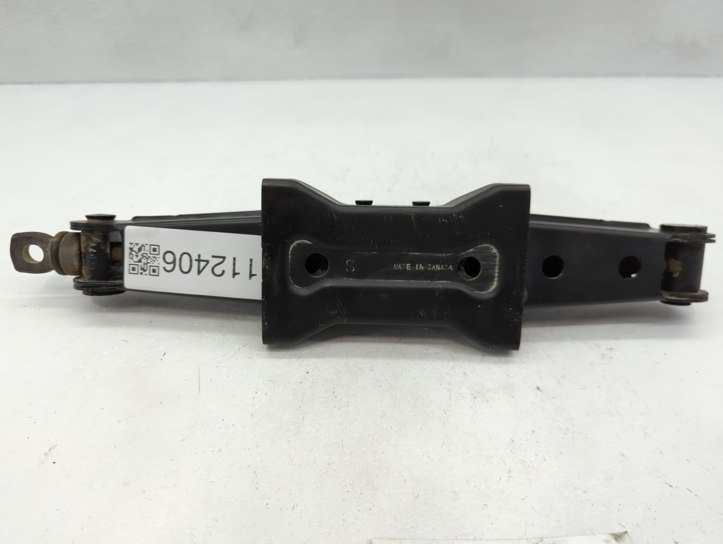 2017 Honda Odyssey Spare Scissor Car Jack - Oemusedautoparts1.com