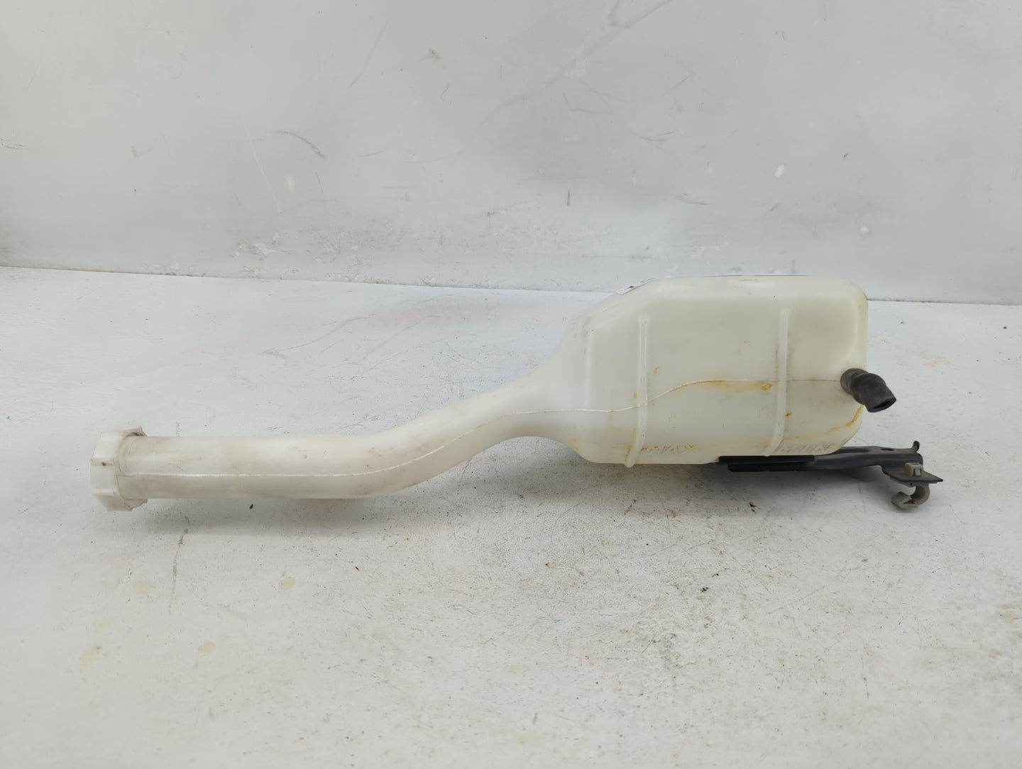 2011-2017 Honda Odyssey Windshield Washer Fluid Reservoir Bottle Oem - Oemusedautoparts1.com