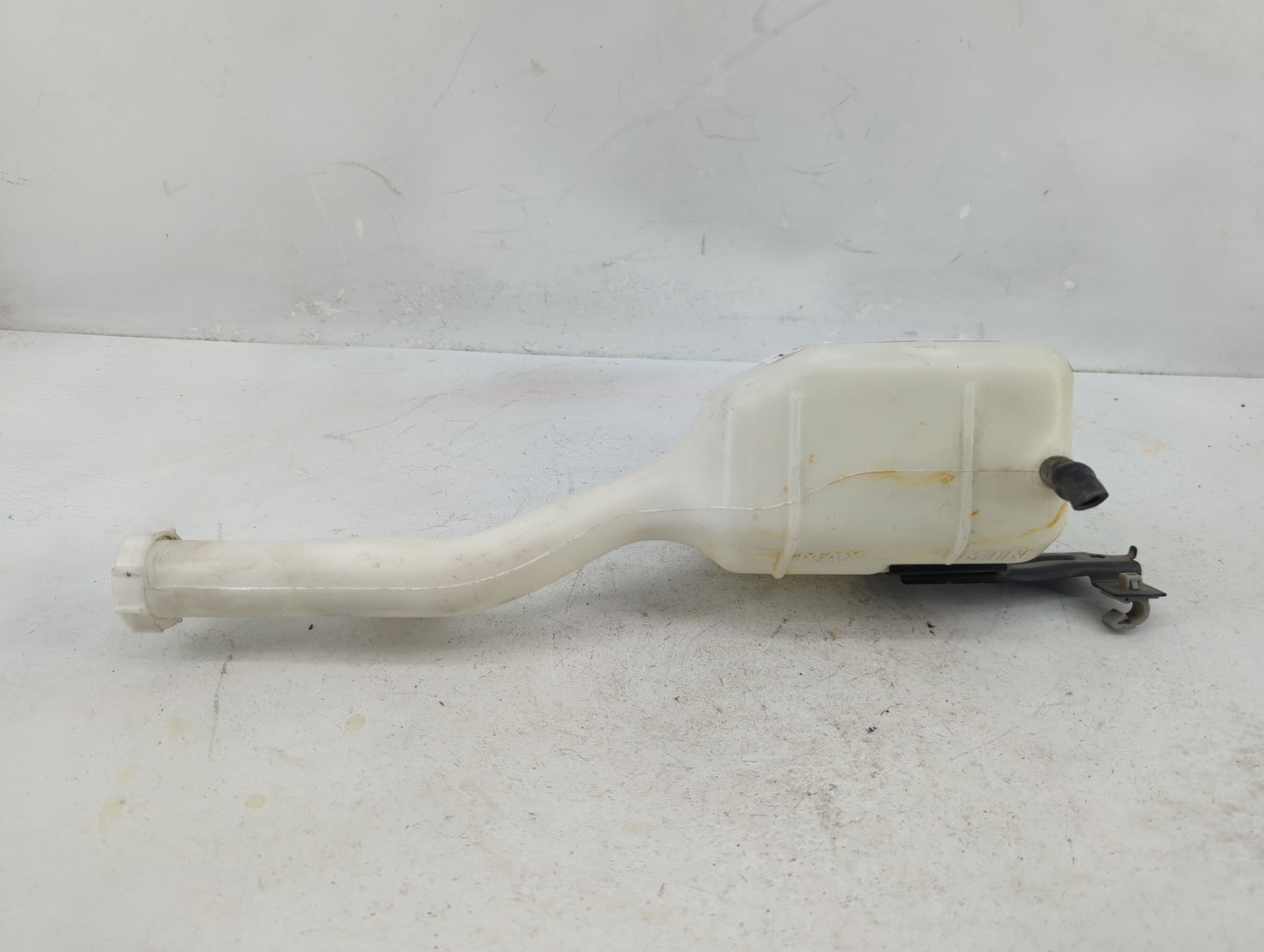 2011-2017 Honda Odyssey Windshield Washer Fluid Reservoir Bottle Oem - Oemusedautoparts1.com