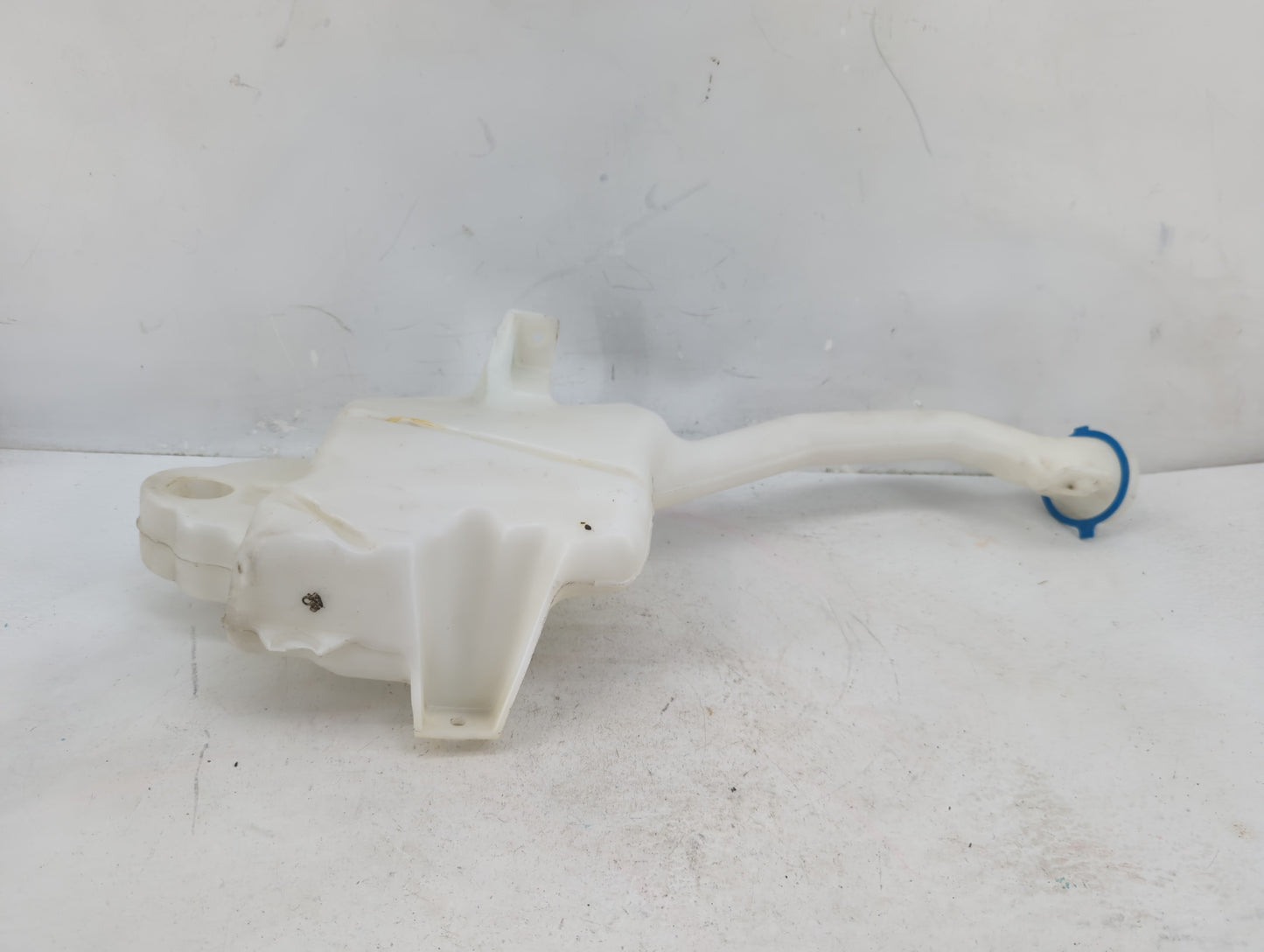 2011-2017 Honda Odyssey Windshield Washer Fluid Reservoir Bottle Oem - Oemusedautoparts1.com
