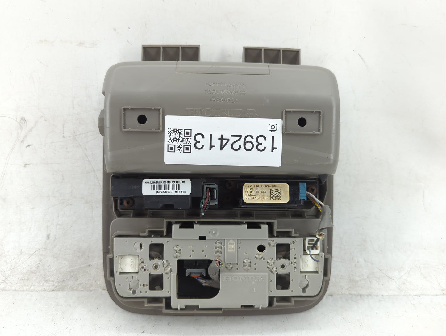 2017 Honda Odyssey Overhead Roof Console - Oemusedautoparts1.com