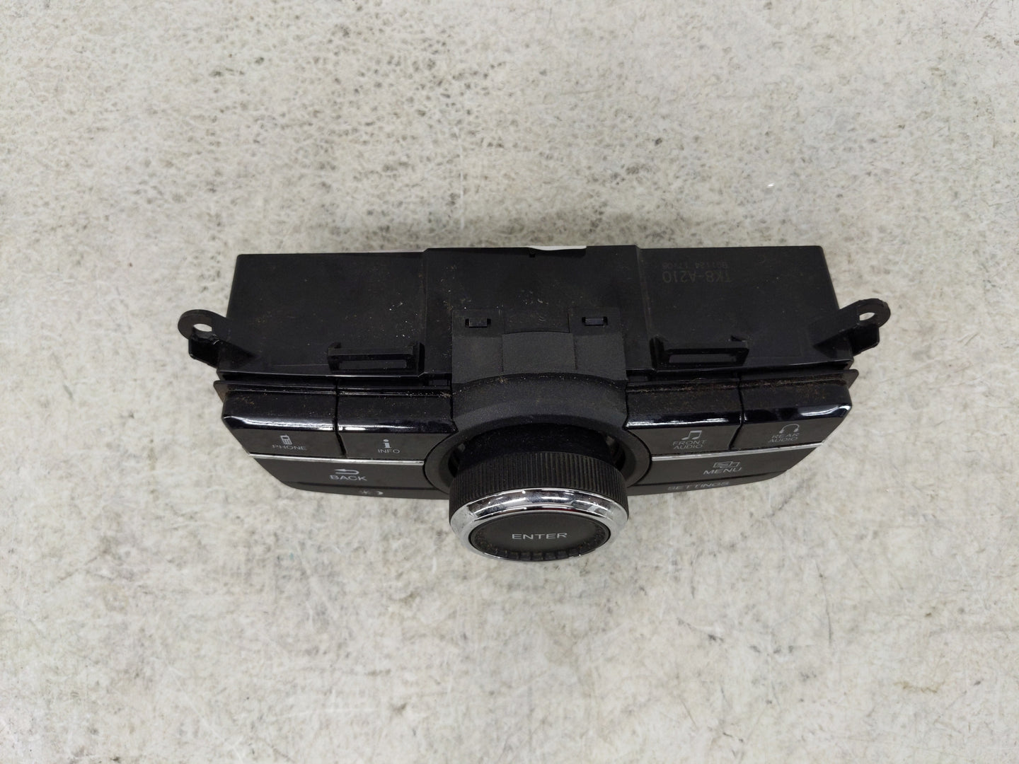 2014-2017 Honda Odyssey Radio Control Panel - Oemusedautoparts1.com