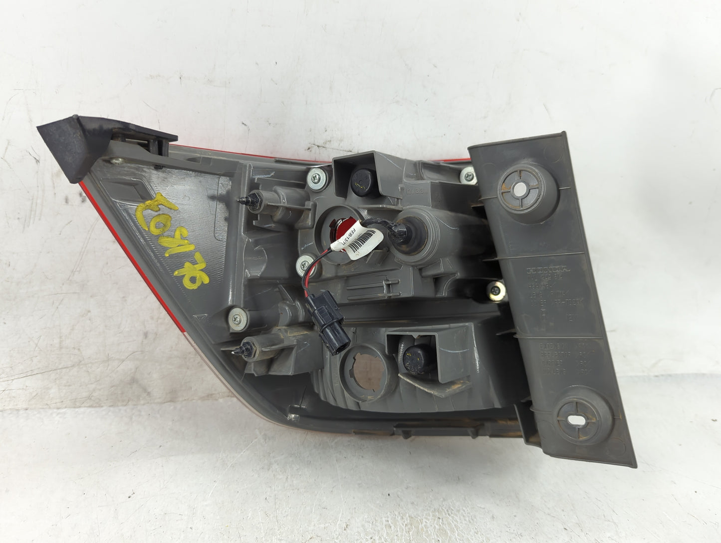 2014-2017 Honda Odyssey Tail Light Assembly Passenger Right OEM P/N:949314 Fits Fits 2014 2015 2016 2017 OEM Used Auto Parts