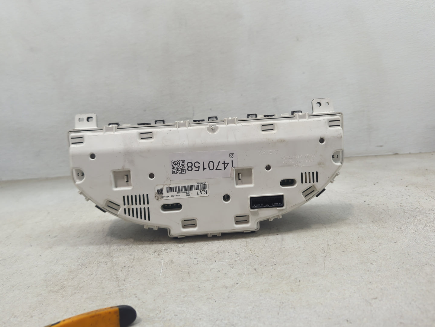 2014-2017 Honda Odyssey Instrument Cluster Speedometer Gauges Miles: Fits Fits 2014 2015 2016 2017 OEM Used Auto Parts - Oem