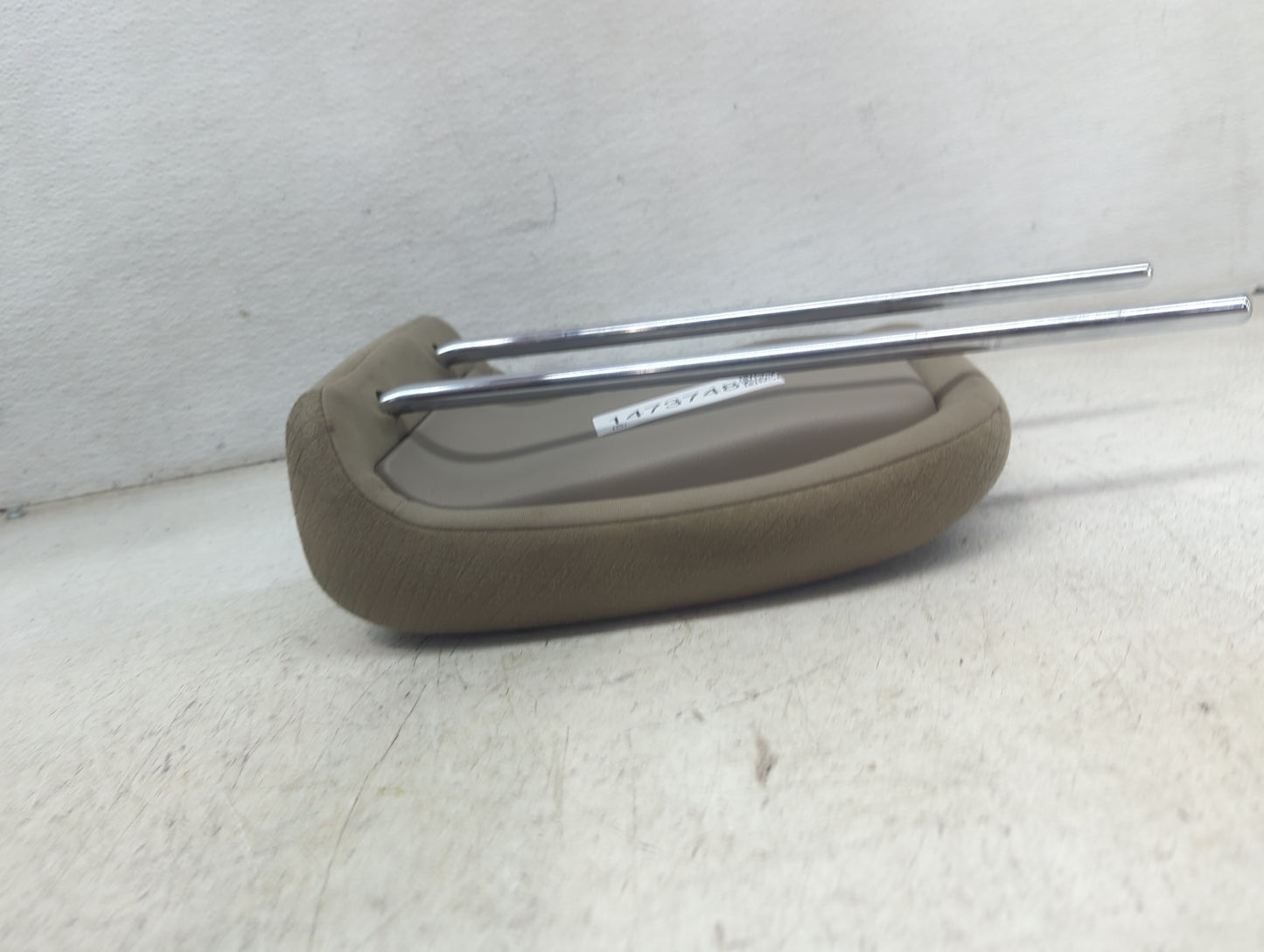 2017 Honda Odyssey Headrest Head Rest Rear Center Seat Fits OEM Used Auto Parts - Oemusedautoparts1.com
