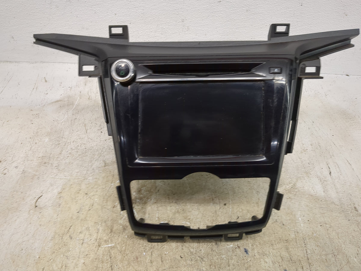 2017 Honda Odyssey Radio AM FM Cd Player Receiver Replacement P/N:AHB303126 OEM Used Auto Parts - Oemusedautoparts1.com