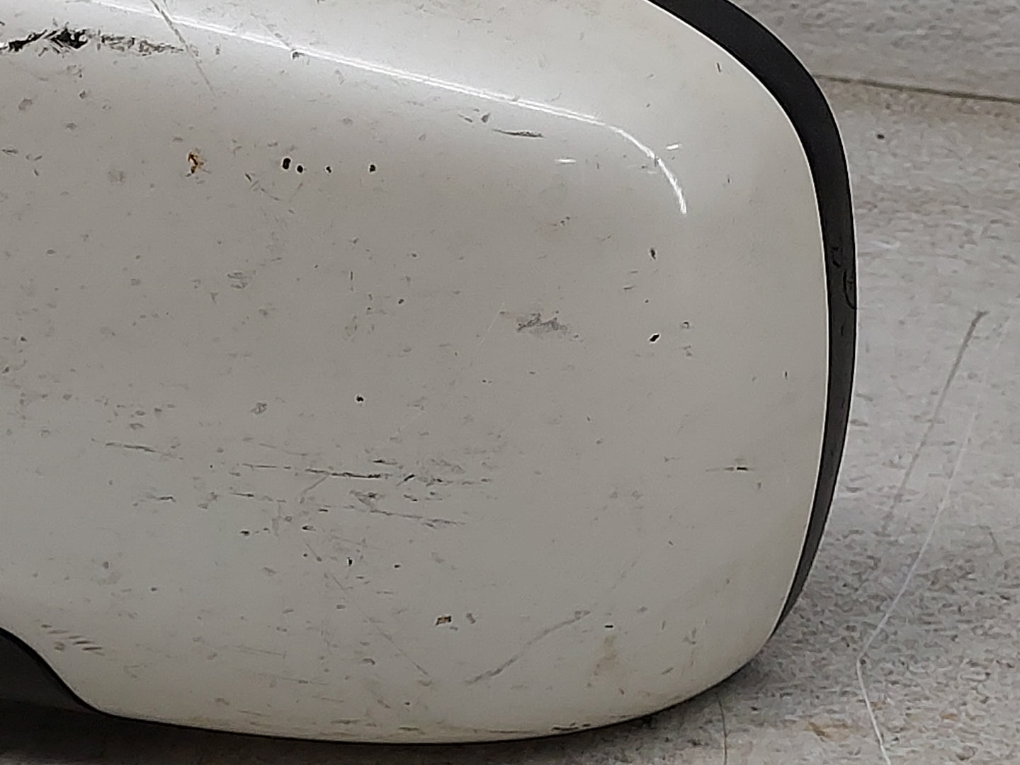 2014-2017 Honda Odyssey Driver Side View Mirror - Left Door Mirror OEM Used - Oemusedautoparts1.com