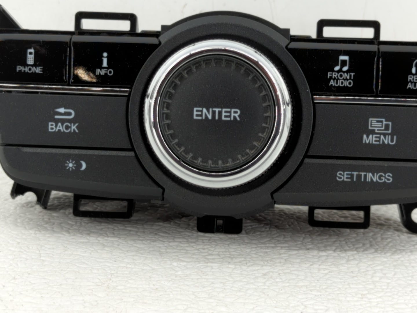 2014-2017 Honda Odyssey Radio Control Panel - Oemusedautoparts1.com