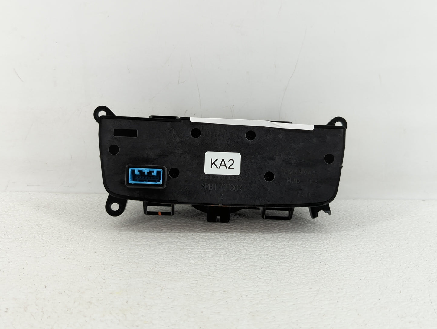 2014-2017 Honda Odyssey Radio Control Panel - Oemusedautoparts1.com