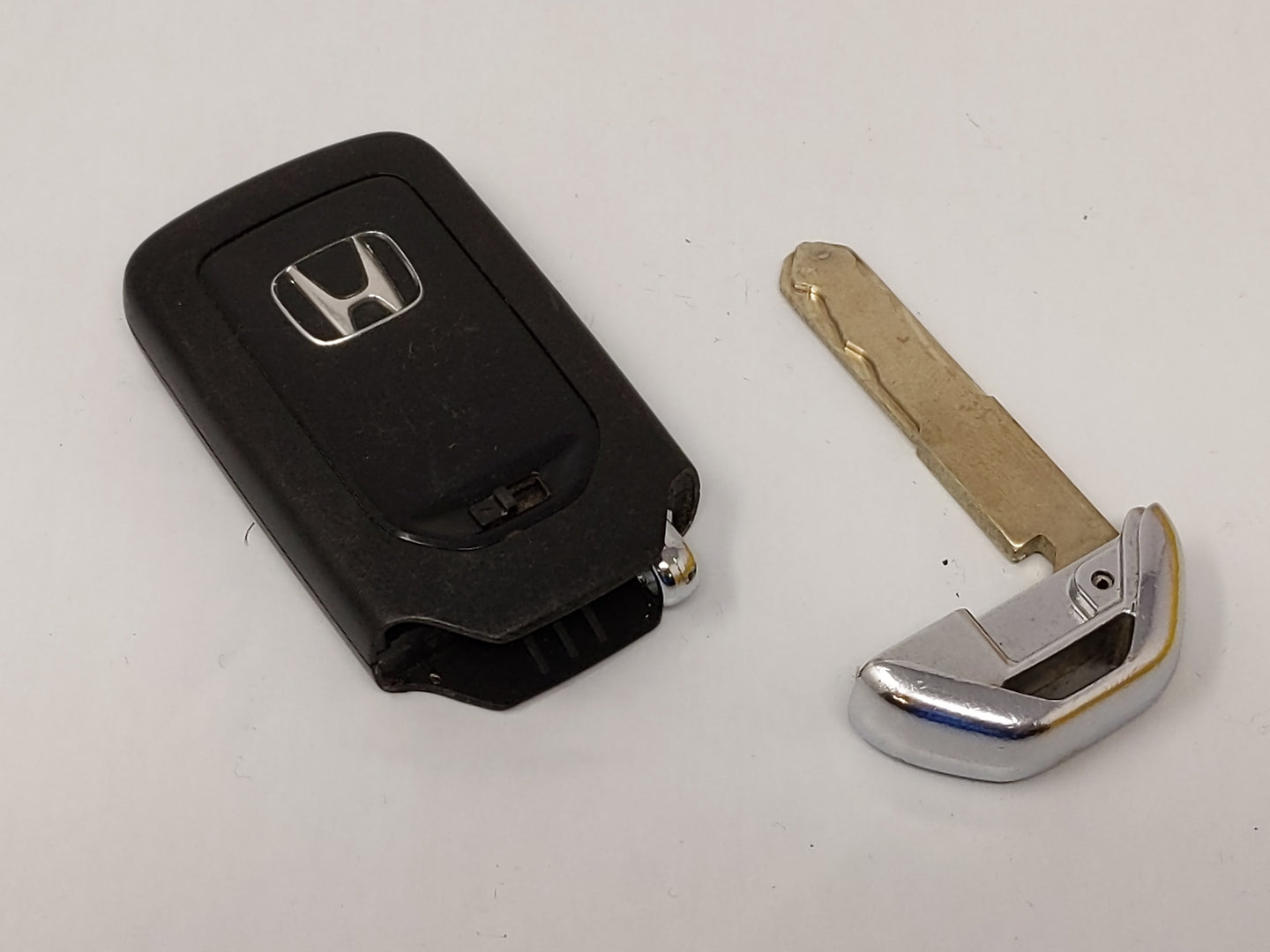 2014-2017 Honda Odyssey Keyless Entry Remote Kr5v1x A2c80084600 - Oemusedautoparts1.com