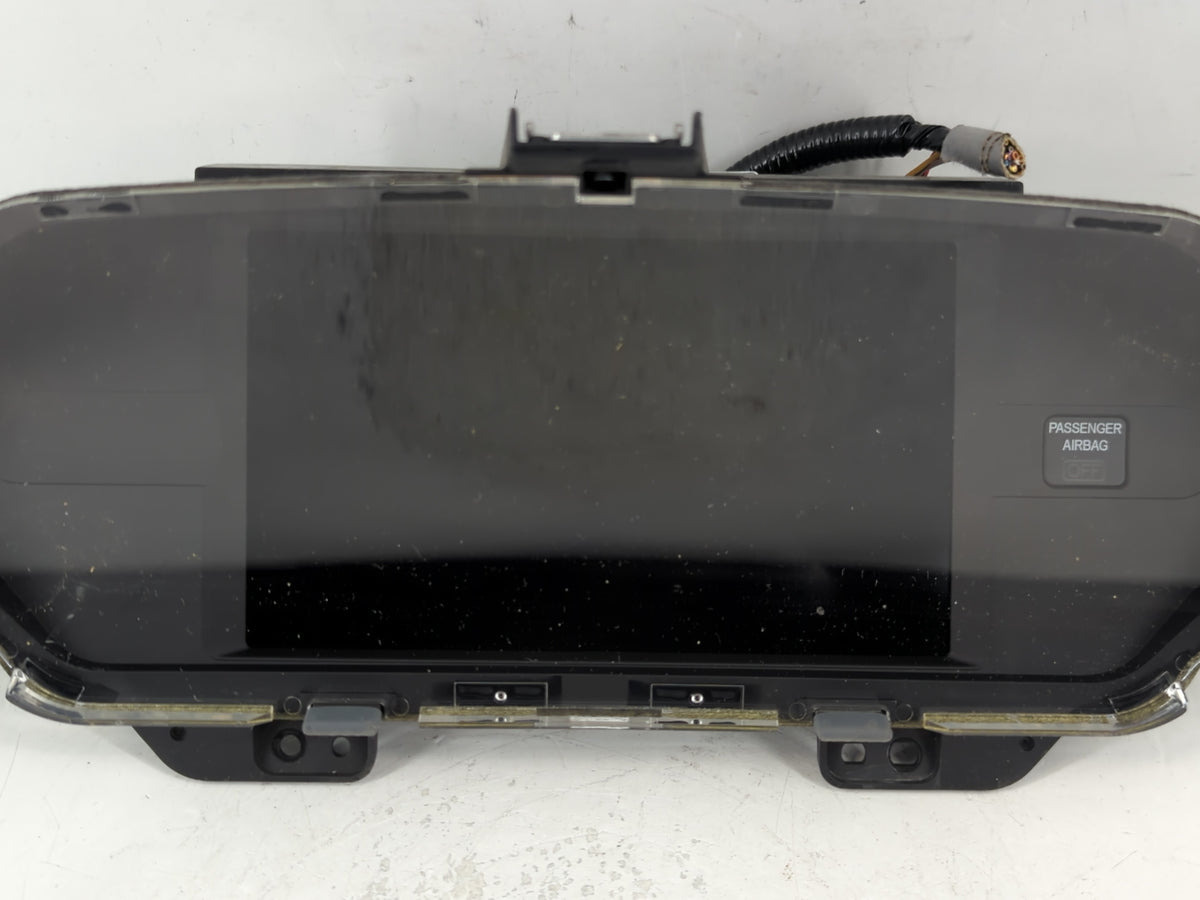 2014-2017 Honda Odyssey Information Radio Display Screen 801928 - Oemusedautoparts1.com