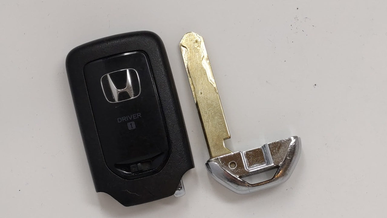 Honda Odyssey Keyless Entry Remote Fob Kr5v1x Driver1 A2c80084200 6 - Oemusedautoparts1.com