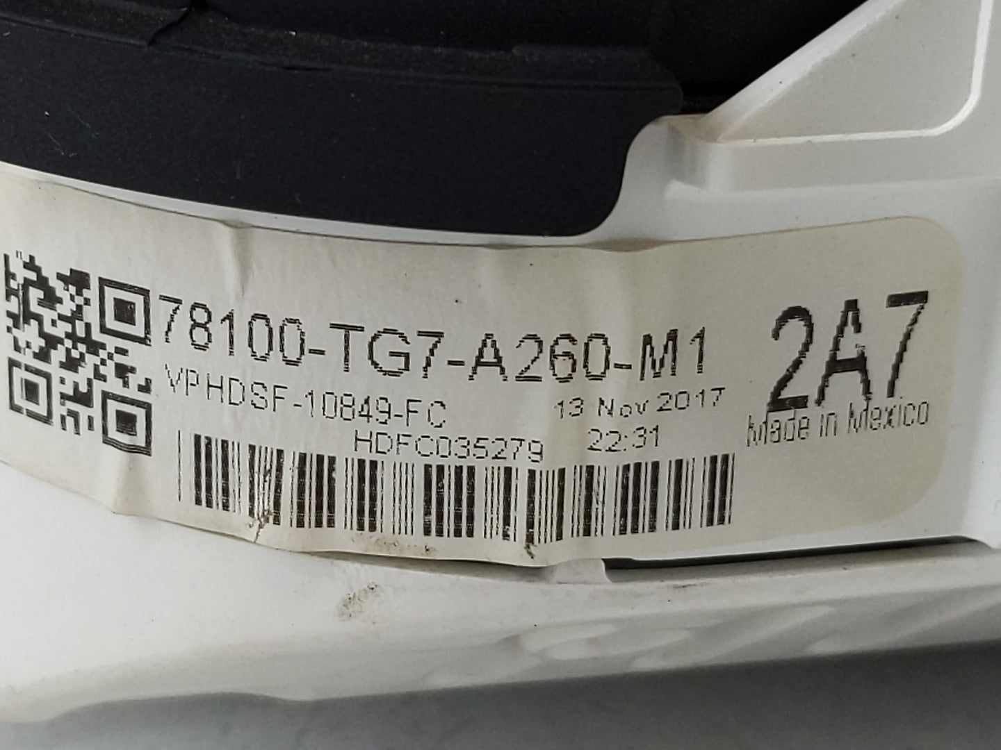 2017-2018 Honda Pilot Instrument Cluster Speedometer Gauges P/N:78100-TG7-A260-M1 Fits Fits 2017 2018 OEM Used Auto Parts - 