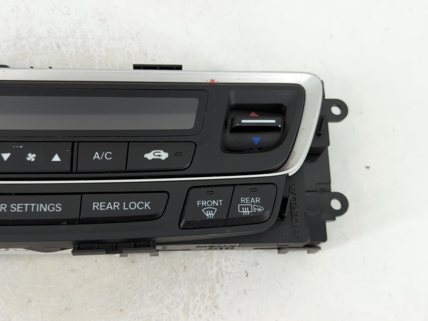 2016-2018 Honda Pilot Climate Control Module Temperature AC/Heater Replacement P/N:79600TG7A811M1 Fits Fits 2016 2017 2018 O