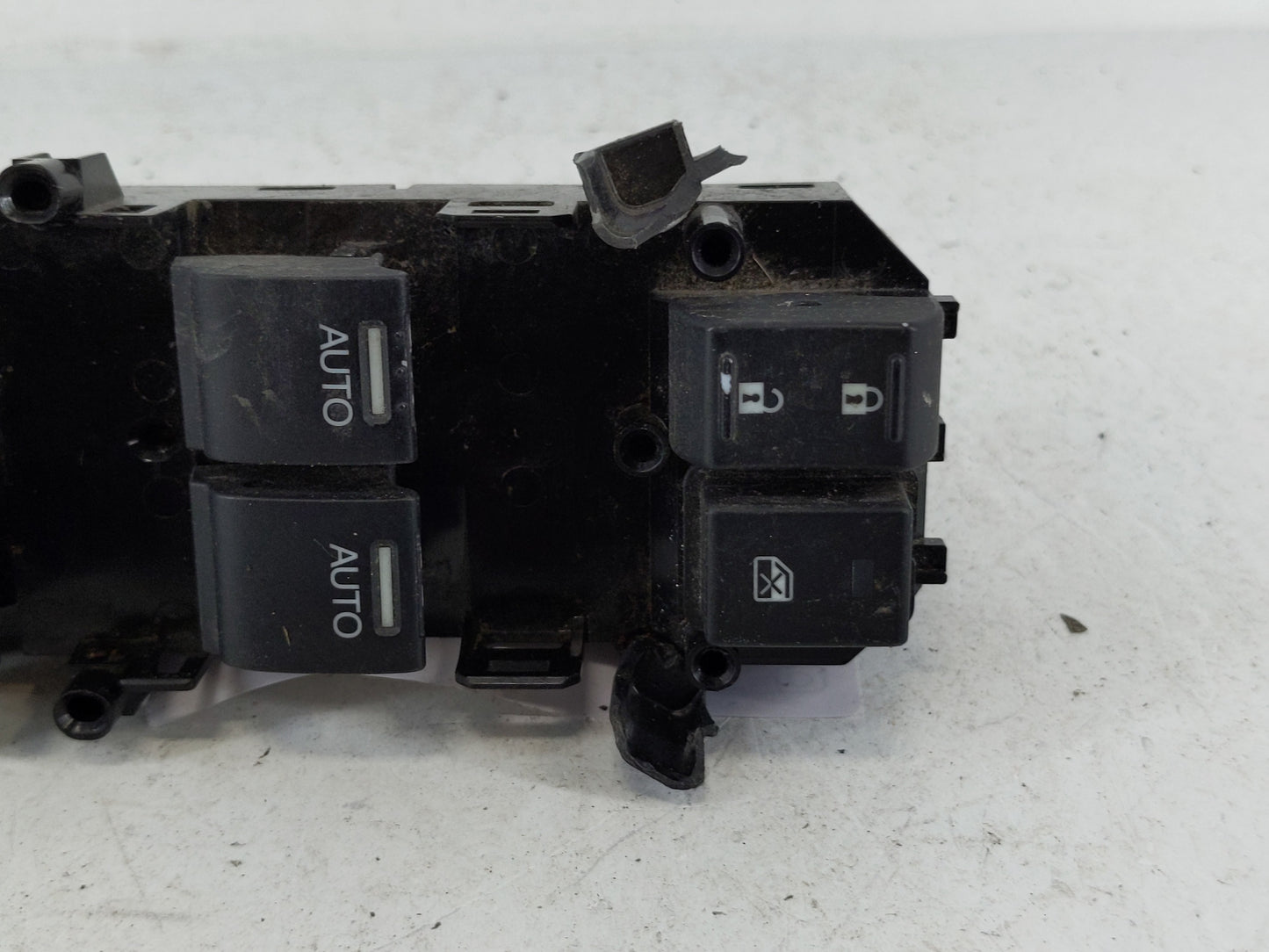 2016-2018 Honda Pilot Master Power Window Switch Replacement Driver Side Left P/N:41730037 Fits OEM Used Auto Parts - Oemuse