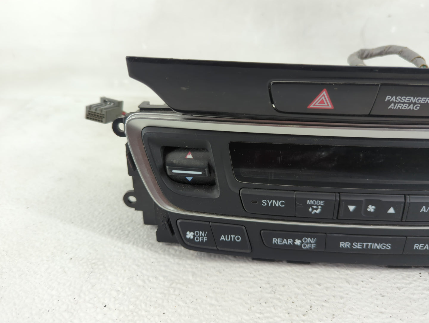 2016-2018 Honda Pilot Climate Control Module Temperature AC/Heater Replacement P/N:79600TG7A920M1 Fits Fits 2016 2017 2018 O