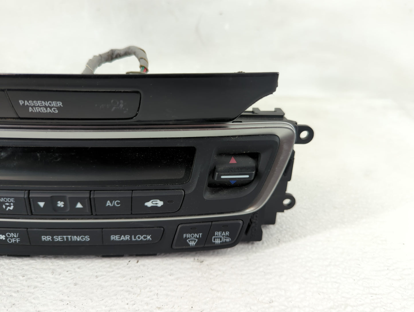 2016-2018 Honda Pilot Climate Control Module Temperature AC/Heater Replacement P/N:79600TG7A920M1 Fits Fits 2016 2017 2018 O