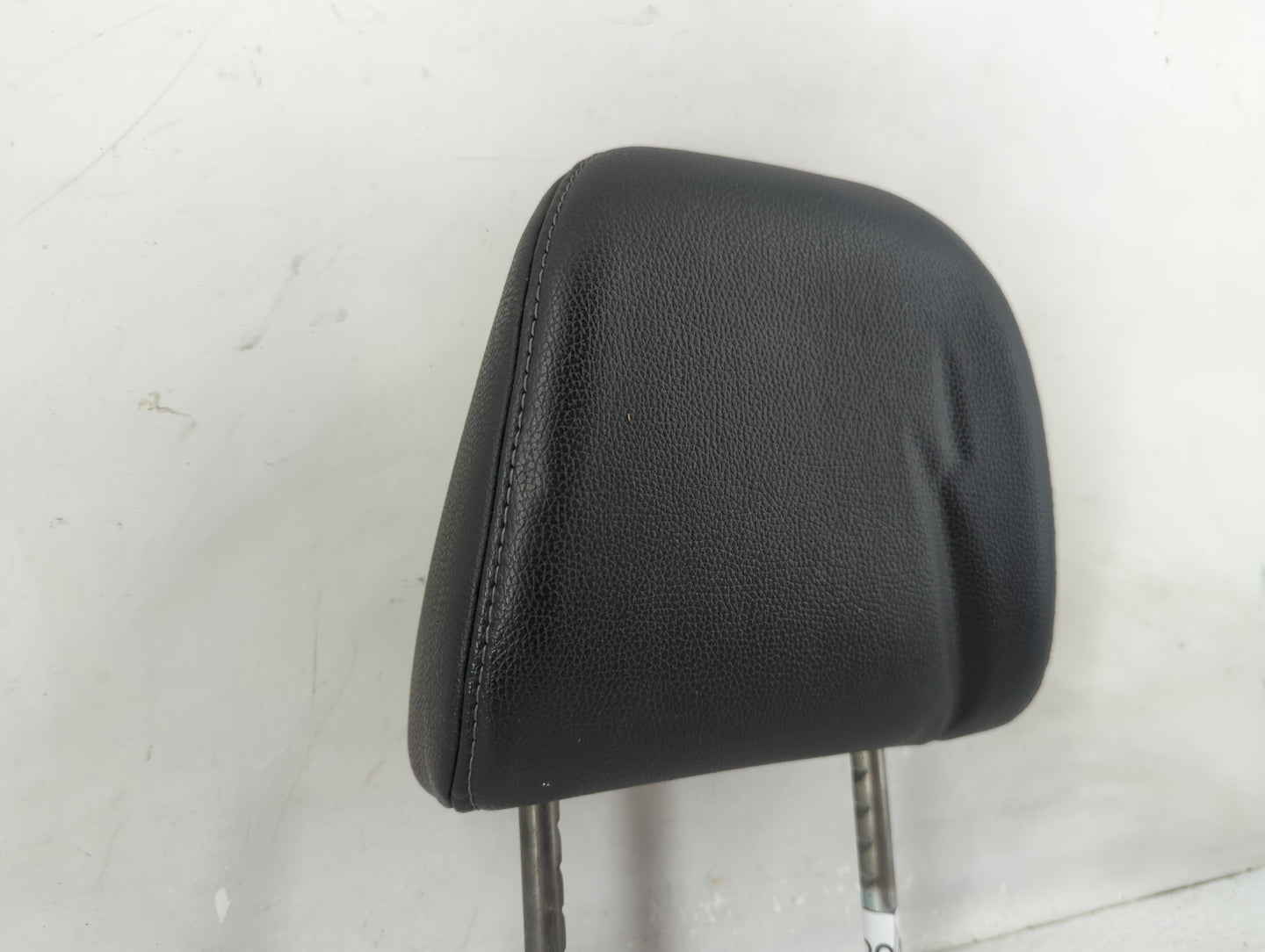 2017 Honda Pilot Headrest Head Rest Front Driver Passenger Seat Fits OEM Used Auto Parts - Oemusedautoparts1.com