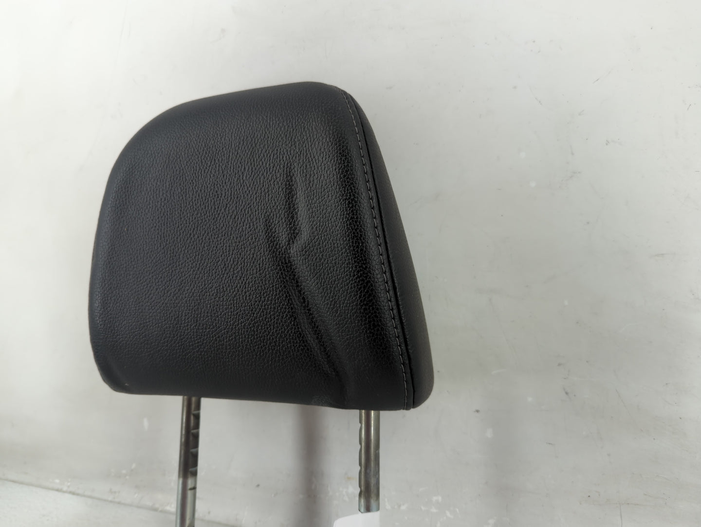 2017 Honda Pilot Headrest Head Rest Front Driver Passenger Seat Fits OEM Used Auto Parts - Oemusedautoparts1.com