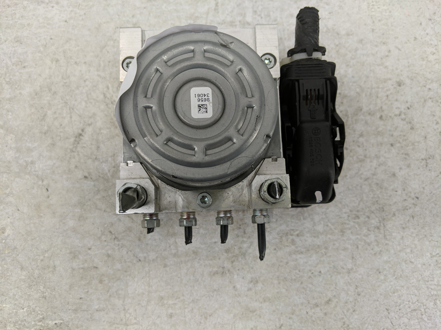 2016-2018 Honda Pilot ABS Pump Control Module Replacement P/N:57110TG8 A040M1 Fits Fits 2016 2017 2018 OEM Used Auto Parts -